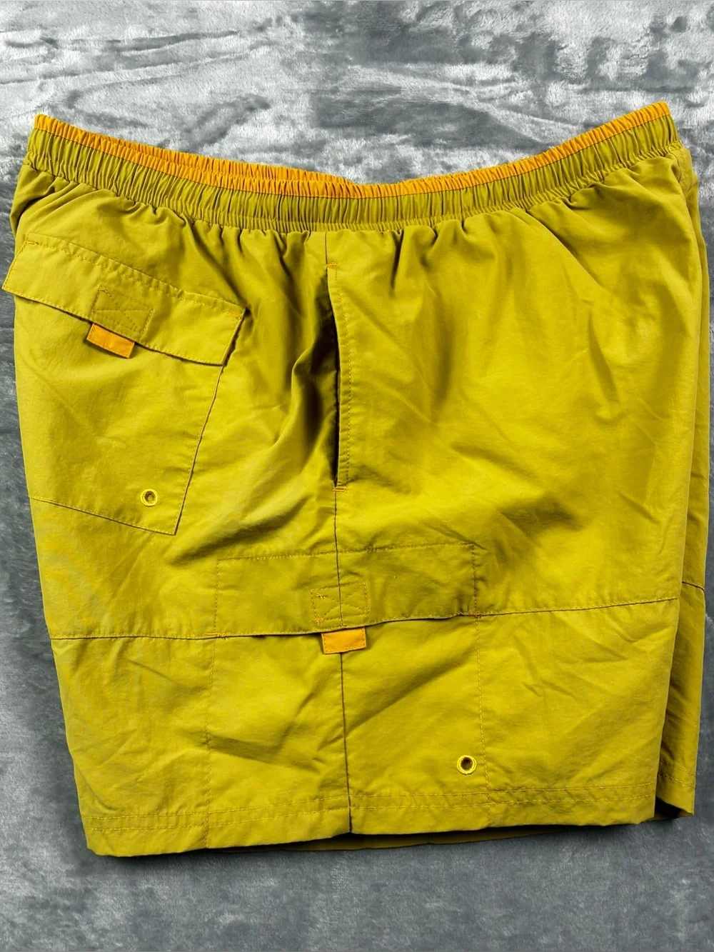 Territory Ahead Swim Trunks Size Large Olive Green Mesh Lined Pockets Drawstring
